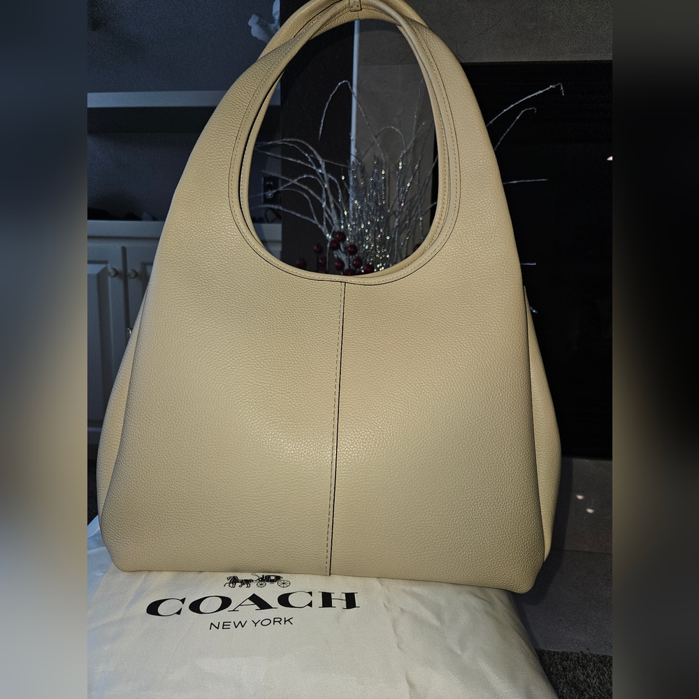 EUC Coach Lana Ivory And Gold Leather Tote Bag - Picture 14 of 16